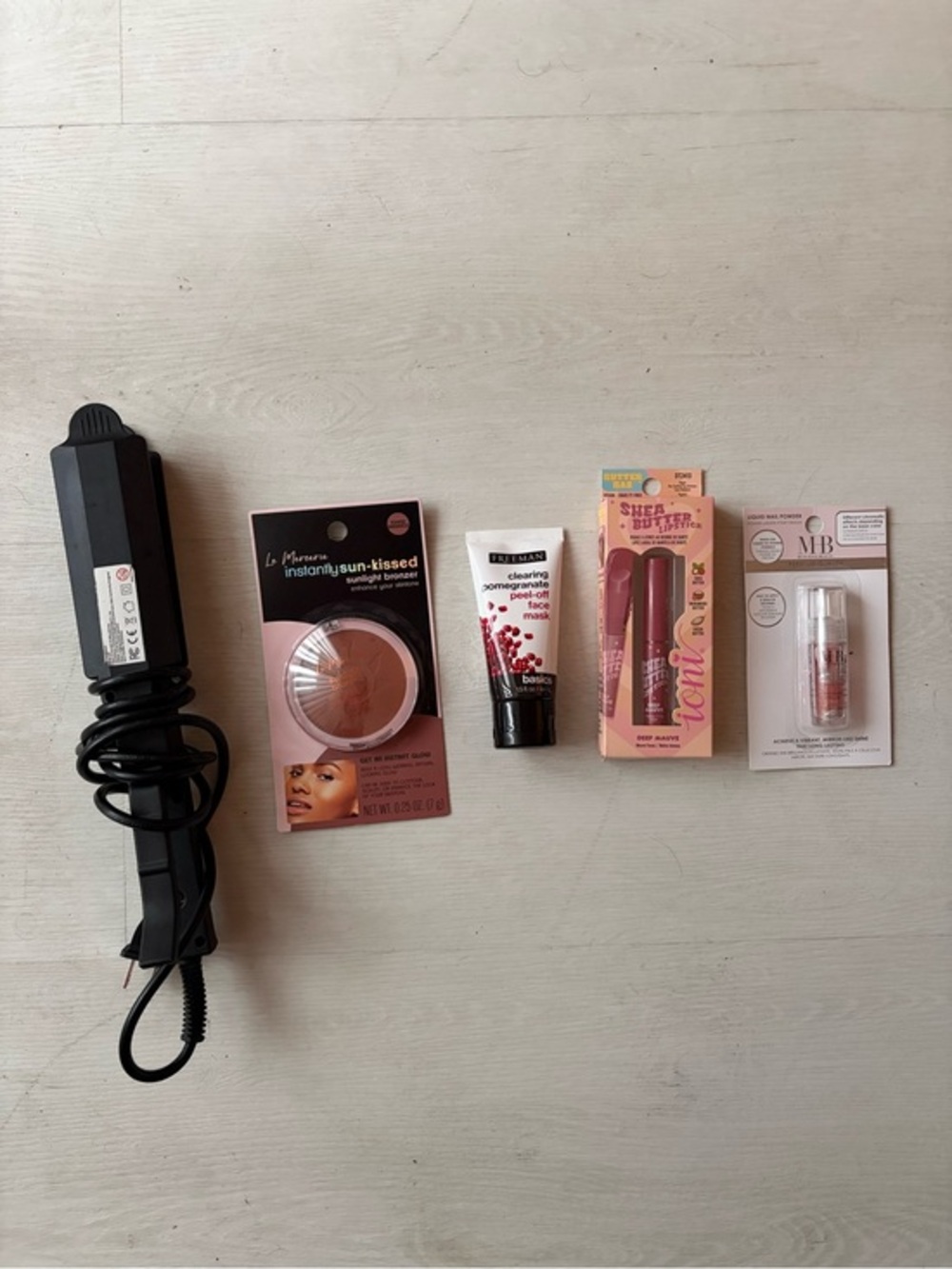 HOST PICK! Beauty Hair Bundle 5 Pc Ultimate Beauty Refresh Bundle - Picture 2 of 7
